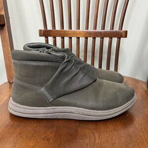 Clarks Olive Cloudstepper Booties Boots Sz 7